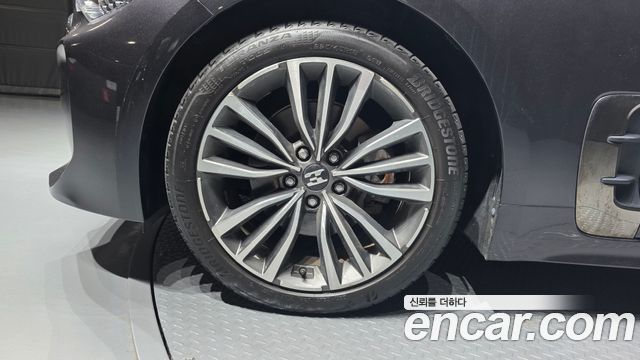 Kia Stinger из Кореи Encar
