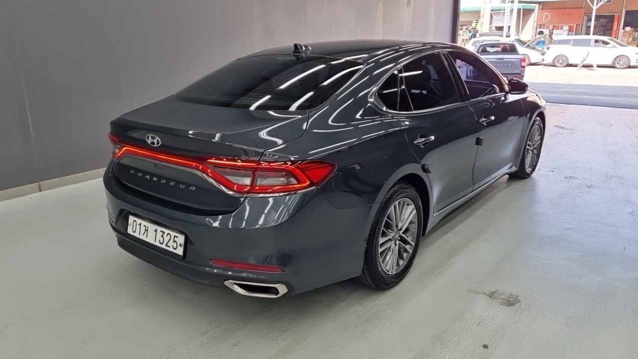 Hyundai Grandeur 2.4 Premium — пробег 129 200 км — фото 2 из 5