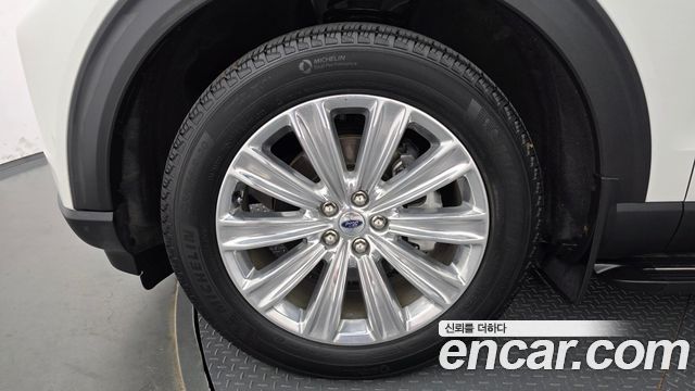 Ford Explorer 2.3 LimIted 4WD — пробег 59 008 км — фото 5 из 5