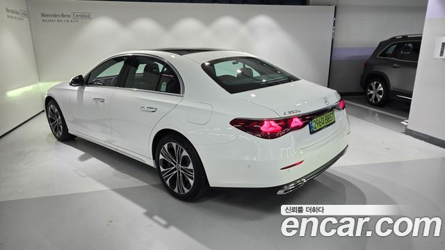 Mercedes-Benz E-Class из Кореи Encar