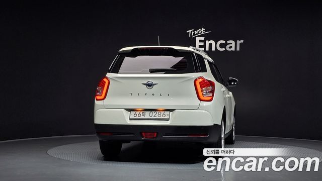 Ssangyong TIBOLI из Кореи Encar