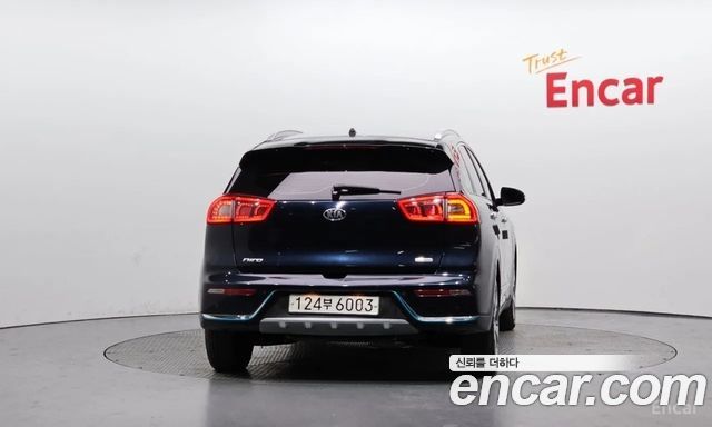 Kia Niro из Кореи Encar