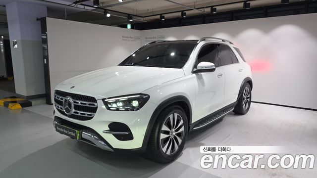 Mercedes-Benz GLE-Class GLE300d 4MATIC — пробег 16 846 км — фото 1 из 5