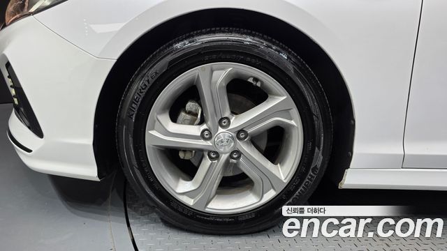 Hyundai Sonata 2.0 Style — пробег 80 977 км — фото 5 из 5