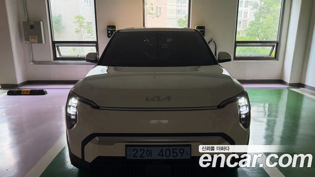 Kia EV3 Long Range 2WD AIr — пробег 657 км — фото 1 из 5