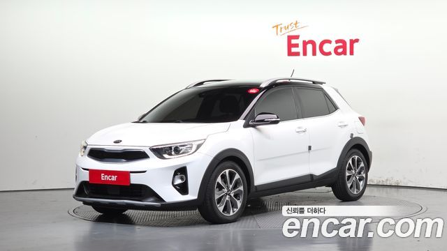 Kia Stonic из Кореи Encar