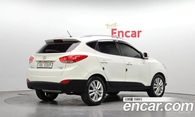 Hyundai Tucson Diesel 2WD LX20 Luxury — пробег 128 714 км — фото 2 из 5