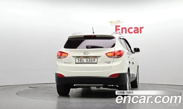Hyundai Tucson Diesel 2WD LX20 Luxury — пробег 128 714 км — фото 4 из 5