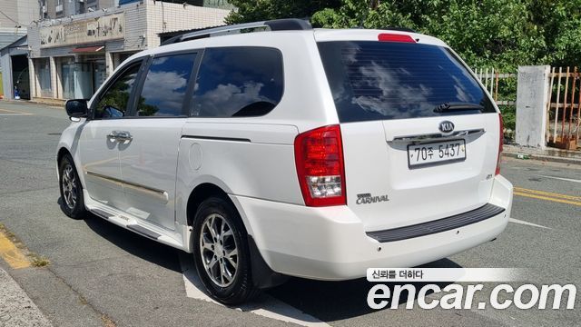 Kia Carnival Grand Carnival GLX Luxury — пробег 188 925 км — фото 4 из 5
