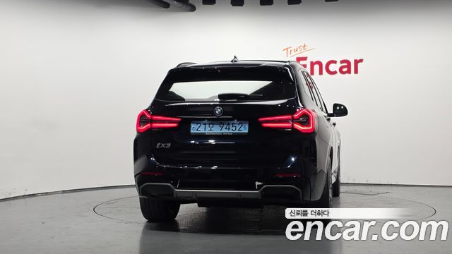 BMW iX3 M Sports — пробег 60 087 км — фото 4 из 5