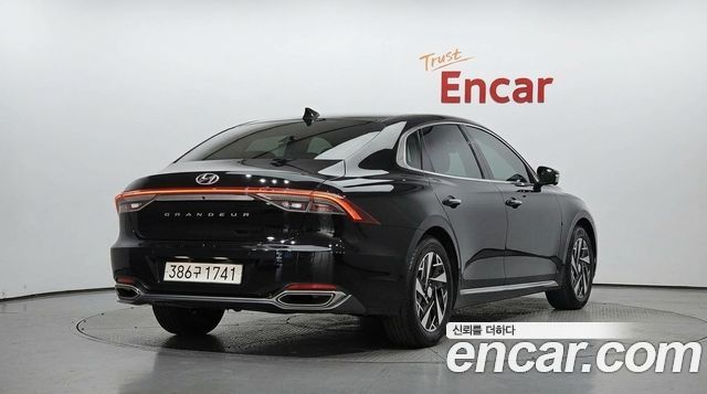 Hyundai Grandeur из Кореи Encar