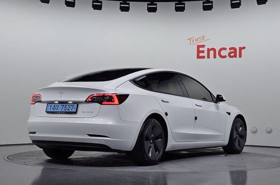 Tesla Model 3 Long Range AWD — пробег 47 011 км — фото 2 из 5