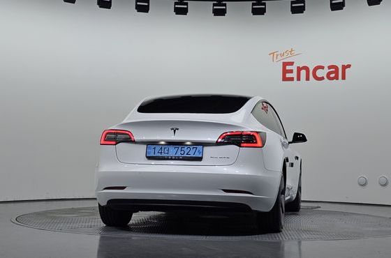 Tesla Model 3 Long Range AWD — пробег 47 011 км — фото 4 из 5