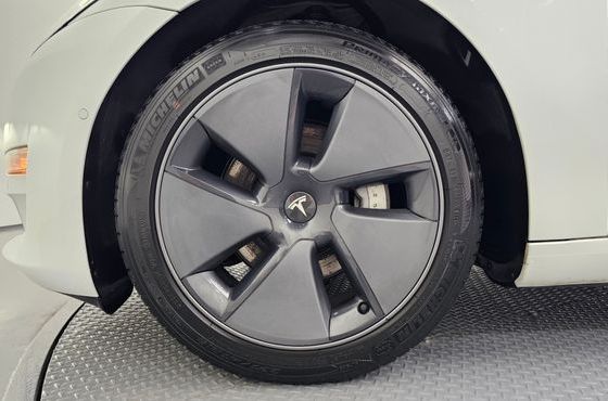 Tesla Model 3 Long Range AWD — пробег 47 011 км — фото 5 из 5