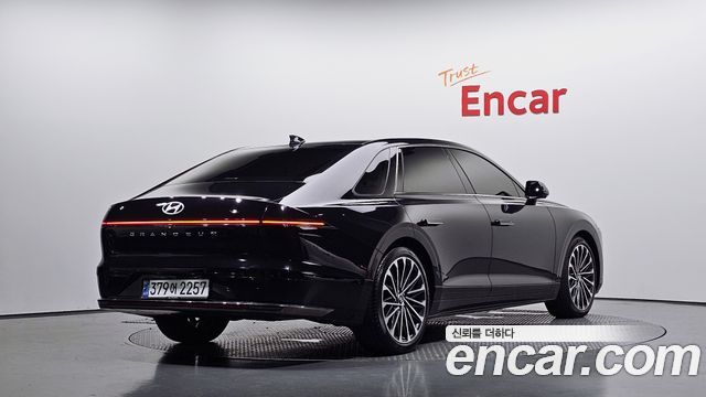 Hyundai Grandeur из Кореи Encar