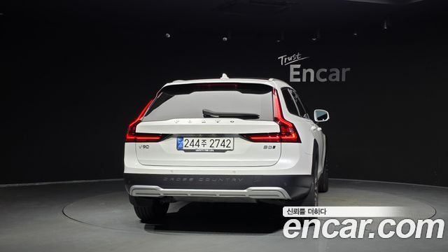 Volvo V90 из Кореи Encar