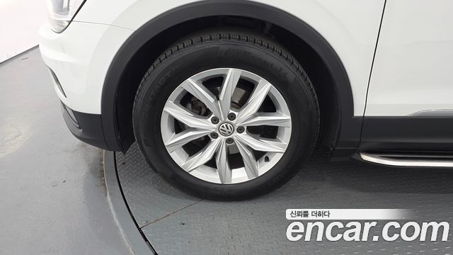 Volkswagen Tiguan из Кореи Encar