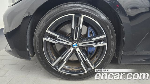 BMW 3-Series 330i M Sport — пробег 182 436 км — фото 5 из 5