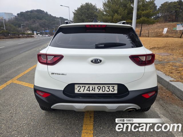 Kia Stonic Diesel 1.6 Trendy — пробег 119 250 км — фото 4 из 5