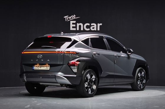 Hyundai Kona Inspiration — пробег 9 861 км — фото 2 из 5