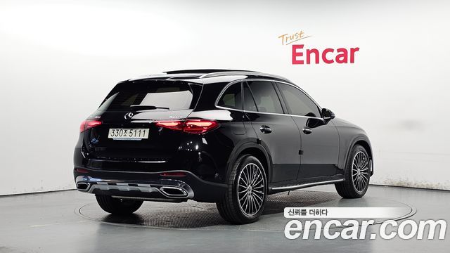 Mercedes-Benz GLC-Class GLC300 4MATIC AMG Line — пробег 8 858 км — фото 2 из 5