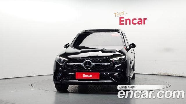 Mercedes-Benz GLC-Class GLC300 4MATIC AMG Line — пробег 8 858 км — фото 3 из 5