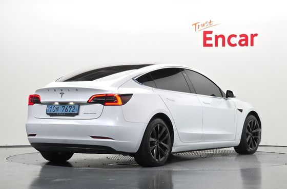 Tesla Model 3 Long Range AWD — пробег 157 430 км — фото 2 из 5