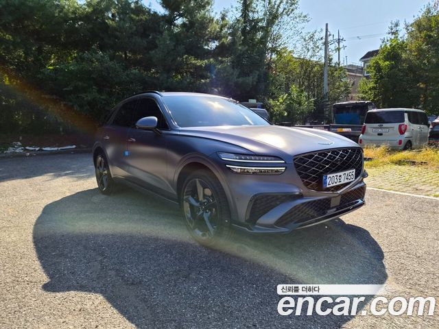 Genesis GV70 2.5T Gasoline AWD — пробег 10 000 км — фото 4 из 5