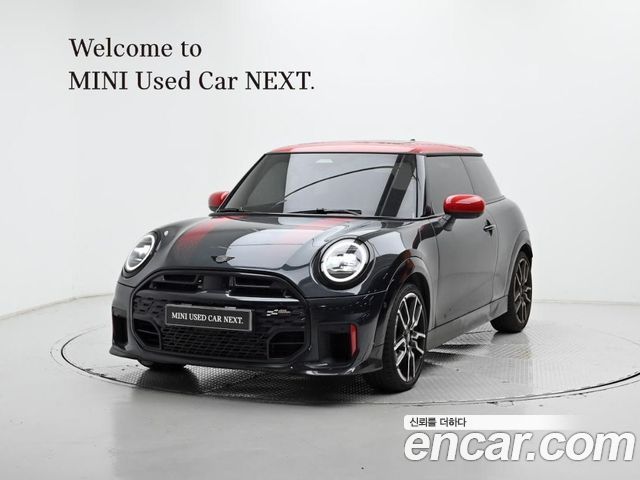 Mini Cooper JCW — пробег 10 362 км — фото 1 из 5