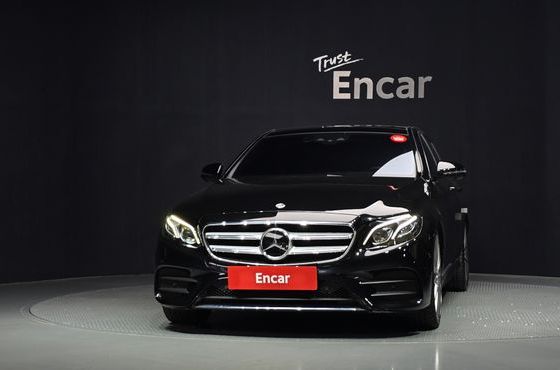 Mercedes-Benz E-Class E350 4MATIC AMG Line — пробег 130 711 км — фото 3 из 5