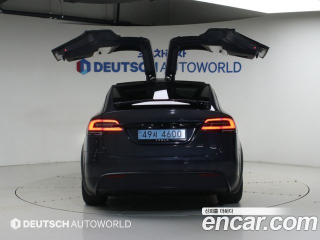 Tesla Model X AWD — пробег 18 162 км — фото 4 из 5