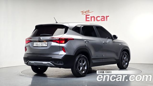 Kia Seltos из Кореи Encar