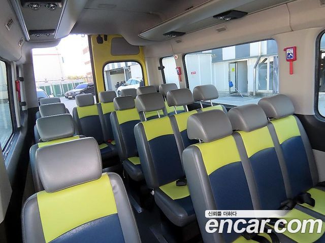 Hyundai Solati School bus 23-Seater — пробег 99 459 км — фото 1 из 5