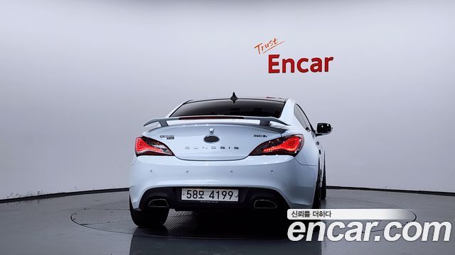 Hyundai Genesis из Кореи Encar