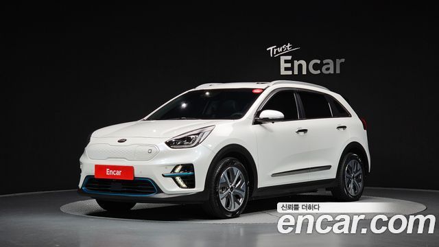 Kia Niro Noblesse — пробег 141 516 км — фото 1 из 5
