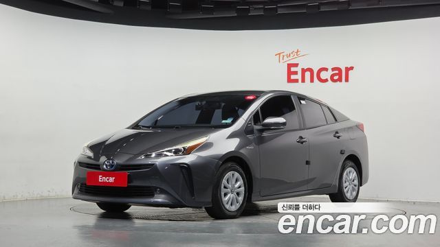 Toyota Prius из Кореи Encar