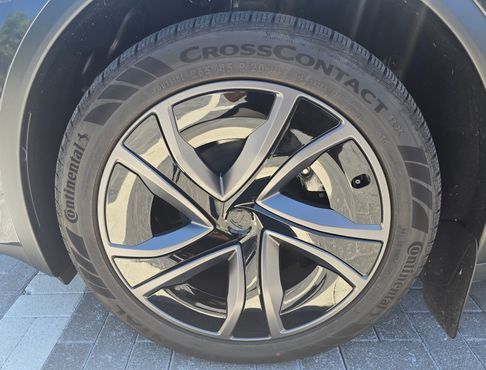 Tesla Model X Long Range — пробег 7 200 км — фото 5 из 5