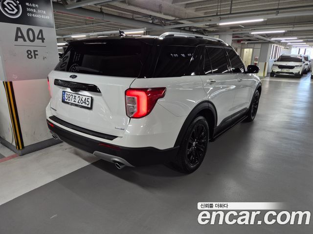 Ford Explorer 2.3 LimIted 4WD — пробег 53 000 км — фото 2 из 5