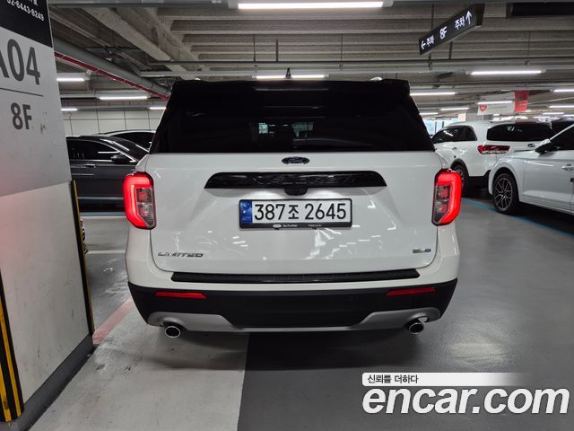 Ford Explorer 2.3 LimIted 4WD — пробег 53 000 км — фото 4 из 5