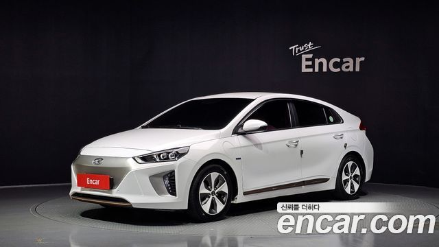 Hyundai Ioniq Q — пробег 209 814 км — фото 1 из 5
