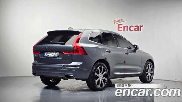 Volvo XC60 D5 Inscription — пробег 45 512 км — фото 2 из 5