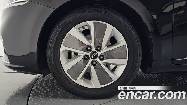 Kia K7 из Кореи Encar