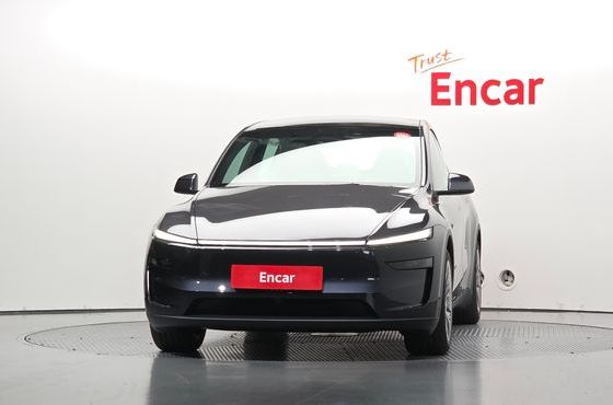 Tesla Model Y L Long Range AWD — пробег 29 км — фото 3 из 5