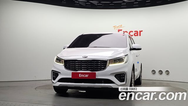 Kia Carnival из Кореи Encar