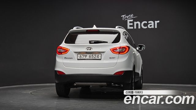 Hyundai Tucson Diesel(e-VGT) 2WD Modern — пробег 130 237 км — фото 4 из 5