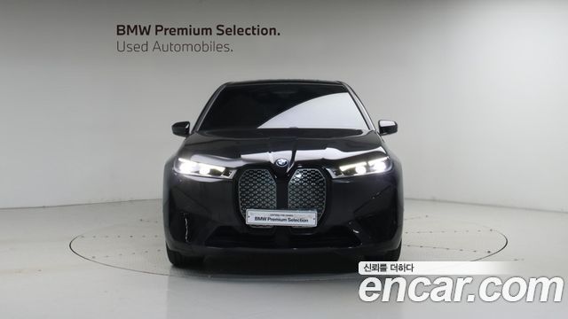 BMW iX xDrive50 Sports Plus — пробег 79 327 км — фото 2 из 5