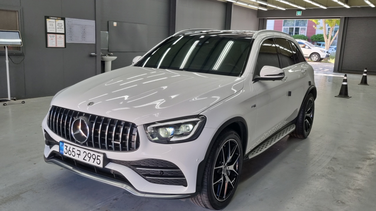 Mercedes-Benz GLC-Class AMG GLC43 4MATIC — пробег 57 287 км — фото 1 из 5
