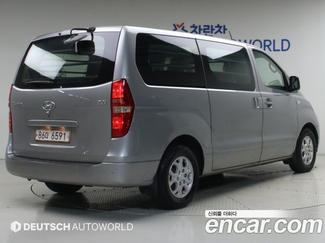Hyundai Starex 3-Seater VAN CVX Deluxe — пробег 395 518 км — фото 2 из 5