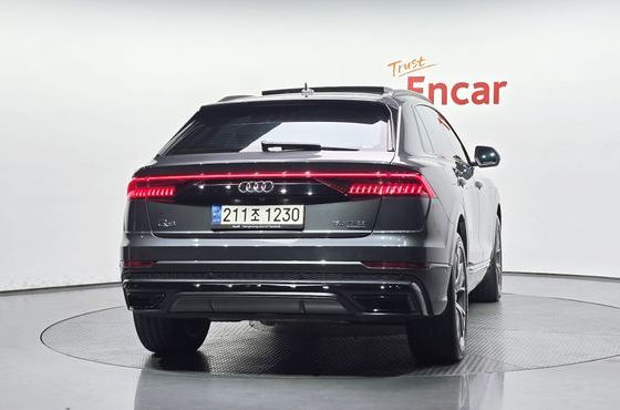 Audi Q8 55 TFSI Quattro Premium — пробег 59 783 км — фото 4 из 5