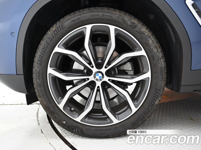 BMW X4 xDrive20d xLine — пробег 4 120 км — фото 5 из 5